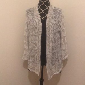 Black and white Cardigan with black T-shirt